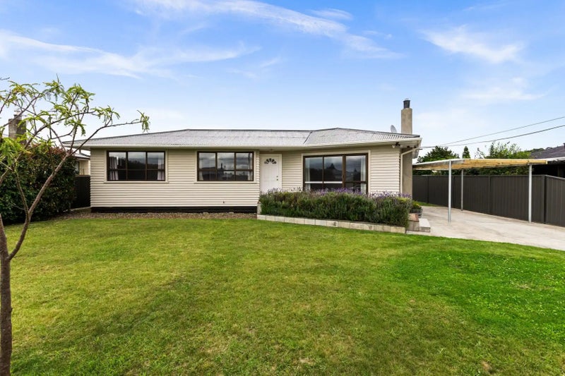 5 Warwick Crescent, Taradale, Napier, Hawke's Bay - Carousel 2