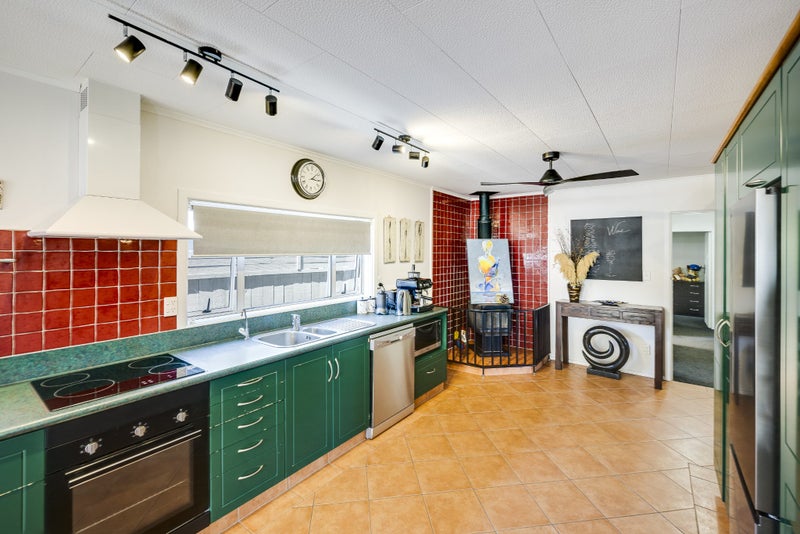 706 Sylvan Road, Parkvale, Hastings - Carousel 2