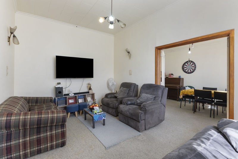 21 Chatham Street, Berhampore, Wellington - Carousel 2