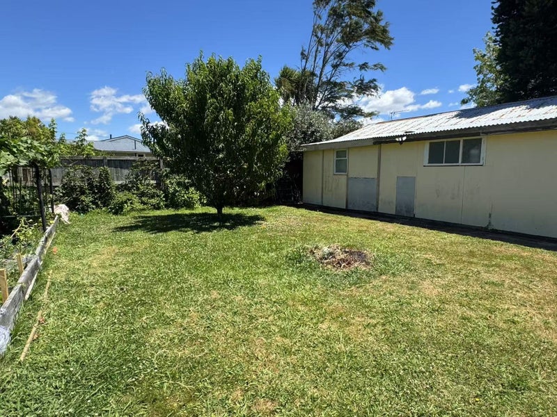 4 Cedar Place, Hillcrest, Hamilton - Carousel 16