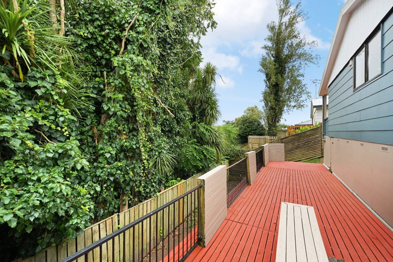 10E Saxbys Road, Glenview, Hamilton - Carousel 2