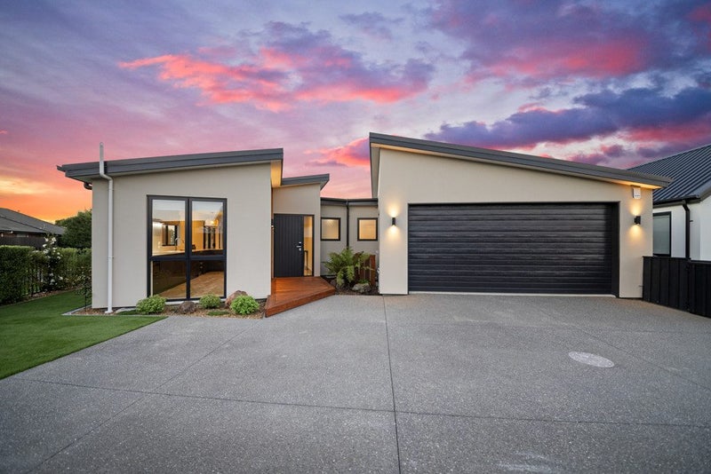 16 Coupling Close, Prebbleton - Carousel 1