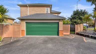 26 Amherst Place, Albany, Auckland - Carousel 1