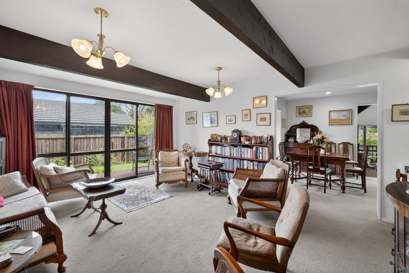 302 Lake Terrace Road, Shirley, Christchurch - Carousel 1