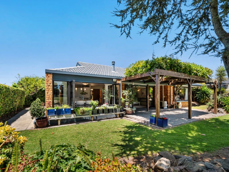 11 Berescourt Place, Mount Maunganui, Mount Maunganui - Carousel 2