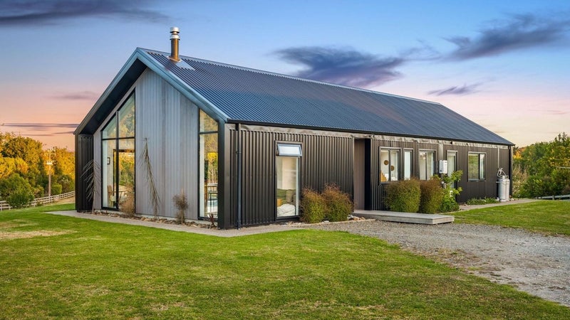 185 Taupaki Road, Taupaki - Carousel 1