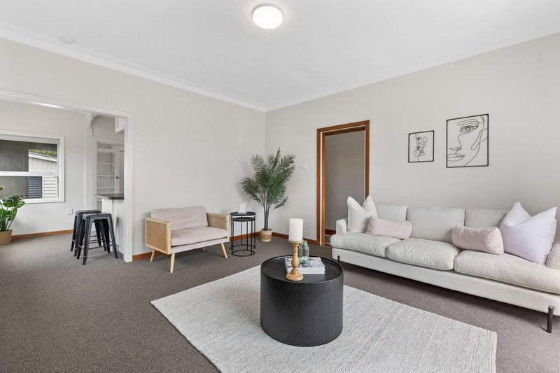 181 Tukapa Street, Westown, New Plymouth - Carousel 2