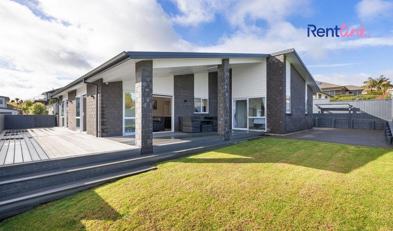 11 Inlet Views, Bethlehem, Tauranga, Bay Of Plenty - Carousel 1