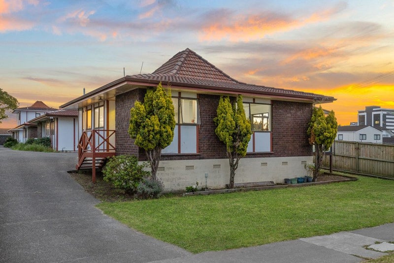 1/21 Gavin Street, Ellerslie, Auckland - Carousel 1
