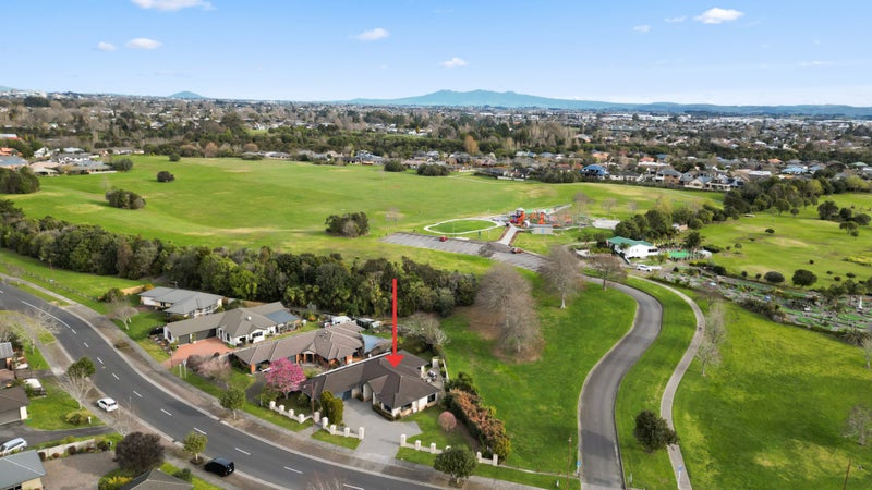 23 Callum Brae Drive, Rototuna, Hamilton - Carousel 1