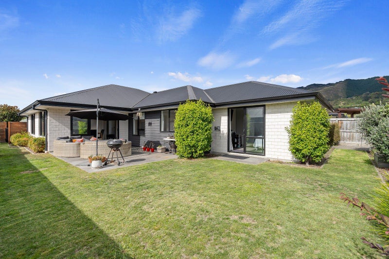 14 Hart Road, Richmond, Richmond - Carousel 2