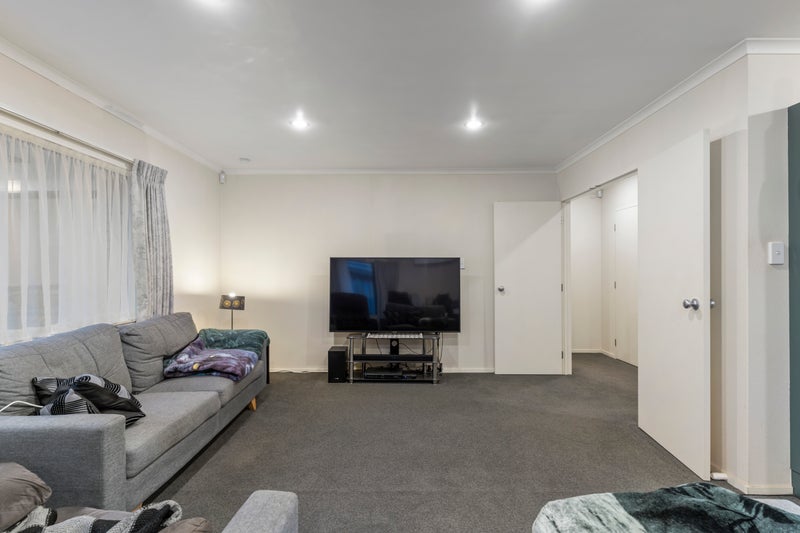 23 Riplington Road, Huntington Park, Auckland - Carousel 2