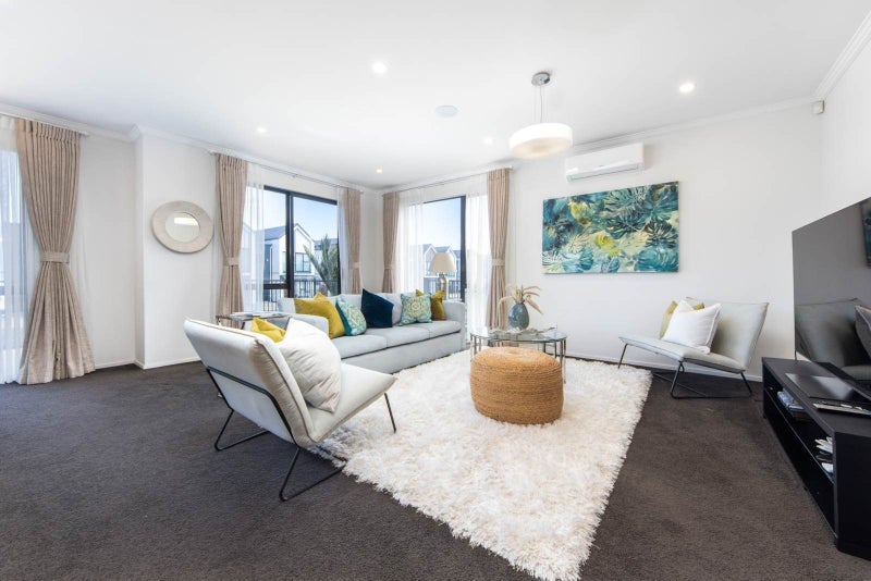 18 Hermitage Street, Flat Bush, Auckland - Carousel 2