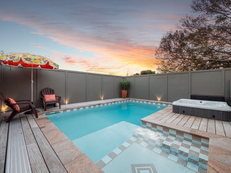 1A Valley Road, Mount Maunganui, Mount Maunganui - Carousel 2