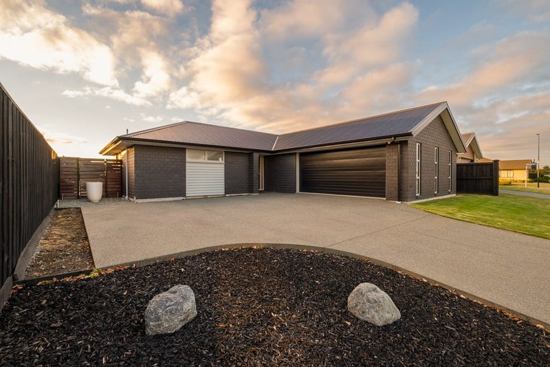 33 Northmoor Boulevard, Rolleston, Rolleston - Carousel 1