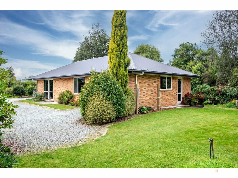 20A George Street, Geraldine, Geraldine - Carousel 1