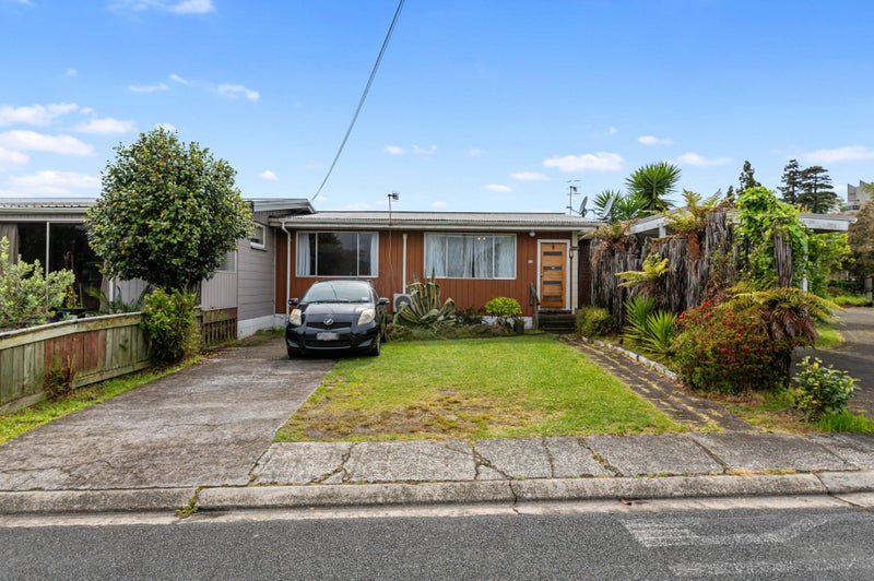 1B Rangipahere Street, Ohinemutu, Rotorua - Carousel 1