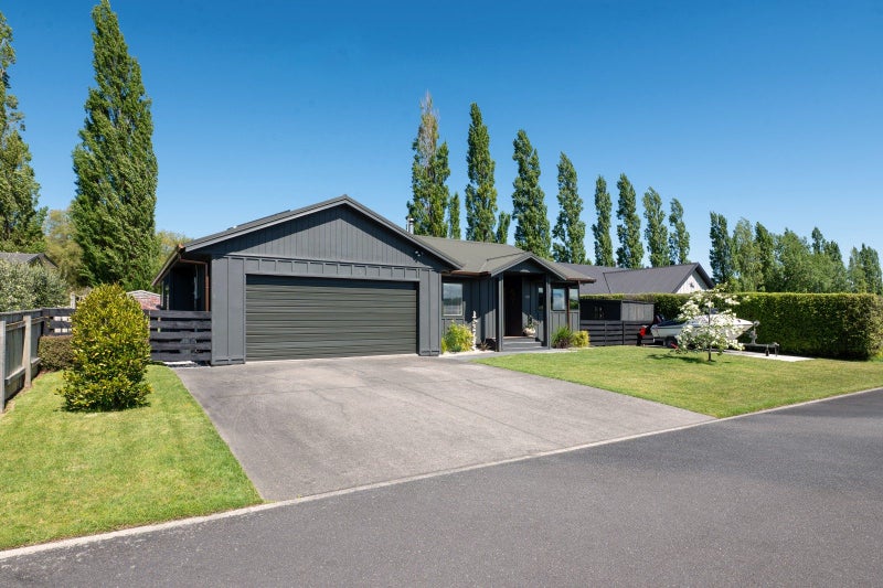 120 Kinloch Road, Taupo - Carousel 1