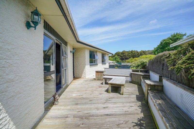 19 Ascot Terrace, Kingswell, Invercargill - Carousel 1