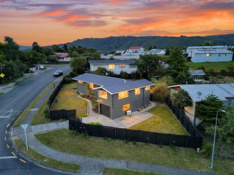 49 Norana Road, Timberlea, Upper Hutt - Carousel 2