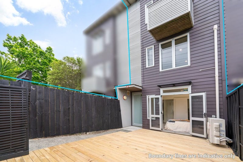 435B West Coast Road, Glen Eden, Waitakere City, Auckland - Carousel 1