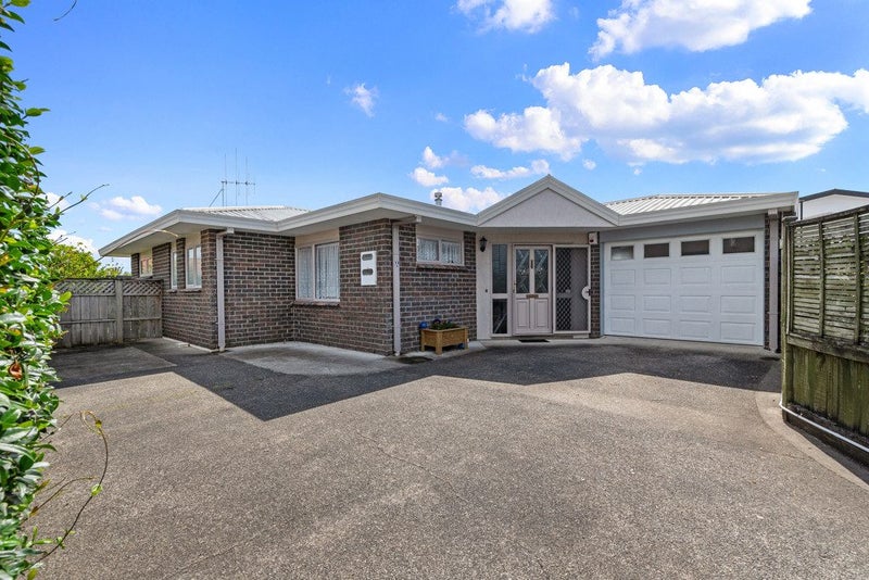 12A Simons Street, Kensington, Whangarei - Carousel 1