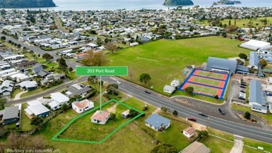 203 Port Road, Whangamata - Carousel 1