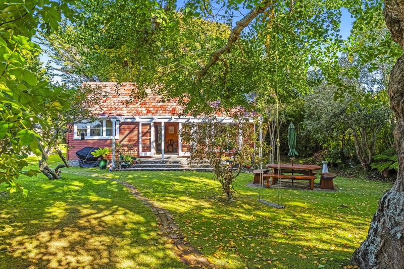 13 Kauri Road, Waikanae - Carousel 28