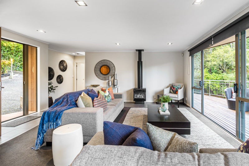 103 Takahe Road, Titirangi, Auckland - Carousel 2