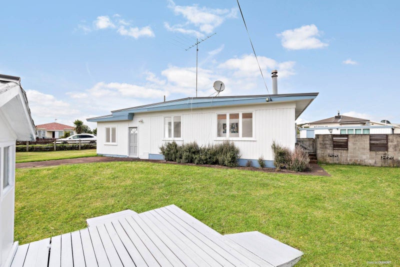 1 Regina Street, Pokeno - Carousel 1