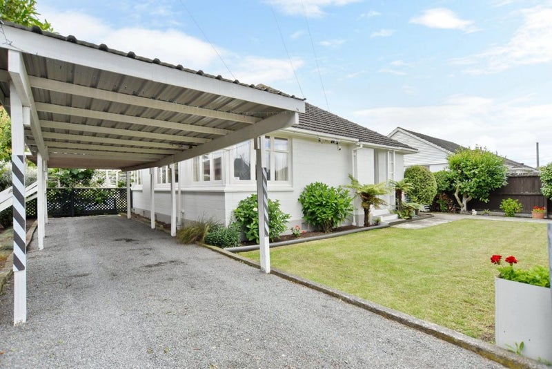 15 Robin Street, Burwood, Christchurch - Carousel 1
