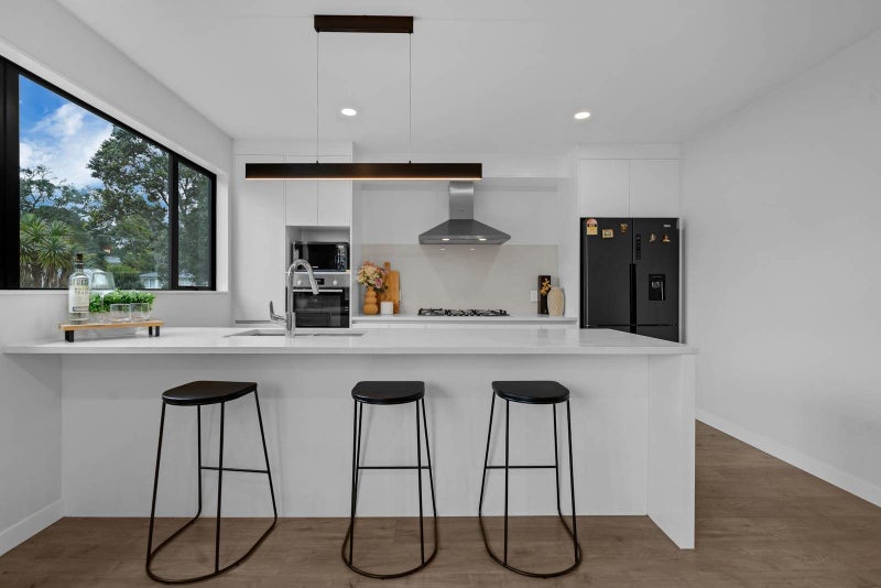 19C Roseberry Avenue, Birkenhead, Auckland - Carousel 2