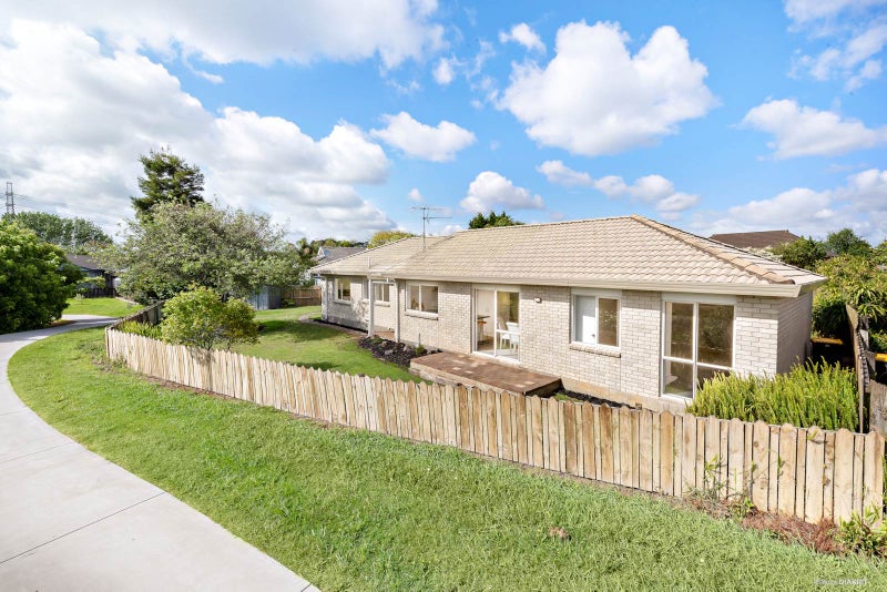 9 Nedlands Place, Burswood, Auckland - Carousel 2