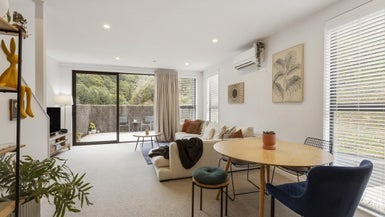 57 Rua Kai WAY, Brooklyn, Wellington - Carousel 1