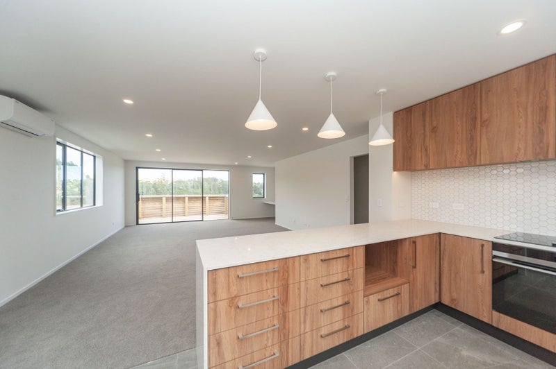 47 Oakum Road, Whitby, Porirua - Carousel 2