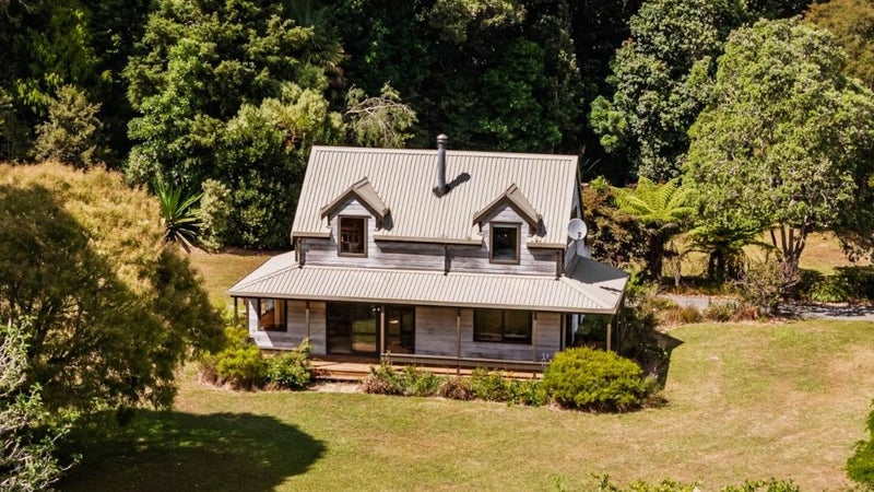 239 Horeke Road, Ōkaihau - Carousel 1