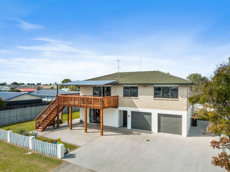 147 Eversham Road, Mount Maunganui, Mount Maunganui - Carousel 1