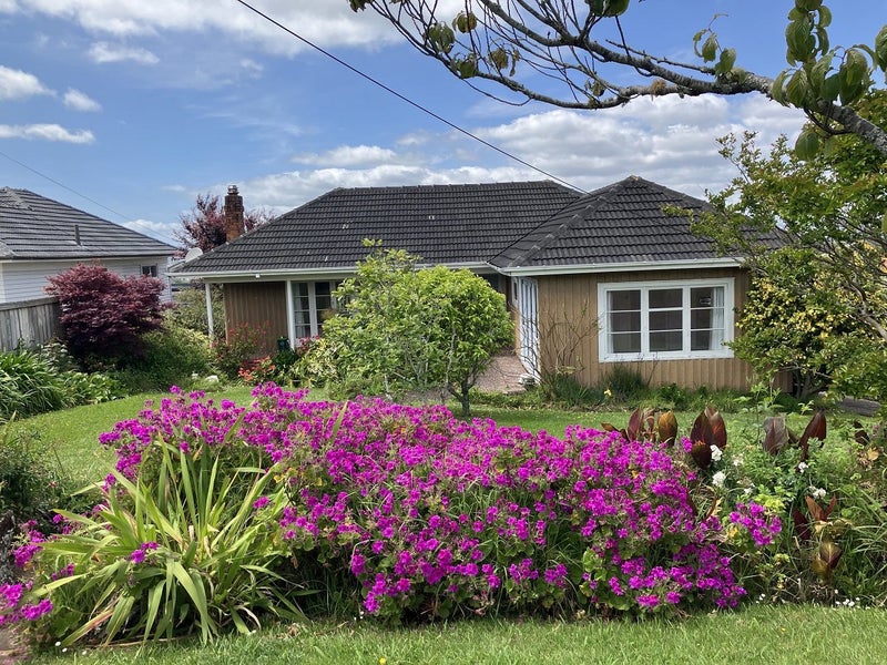 Property Valuation for 94 Ocean View Road, Northcote, Auckland Trade