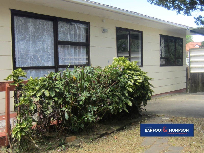 108A Oakdale Road, Mount Roskill, Auckland - Carousel 1