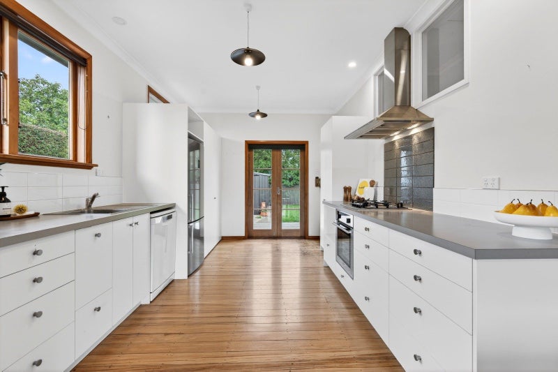 81 West Street, Greytown - Carousel 2