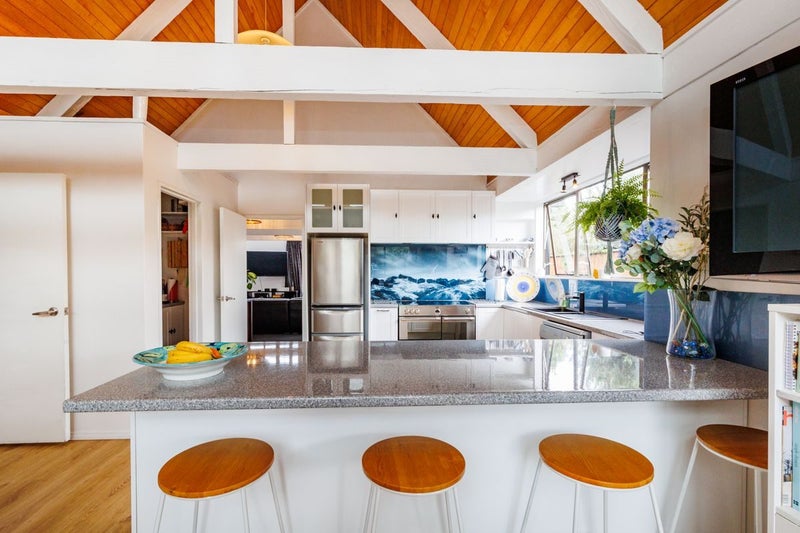 9 Truscott Grove, Awapuni, Palmerston North - Carousel 1