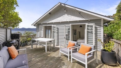 150 Barnard Street, Wadestown, Wellington - Carousel 1