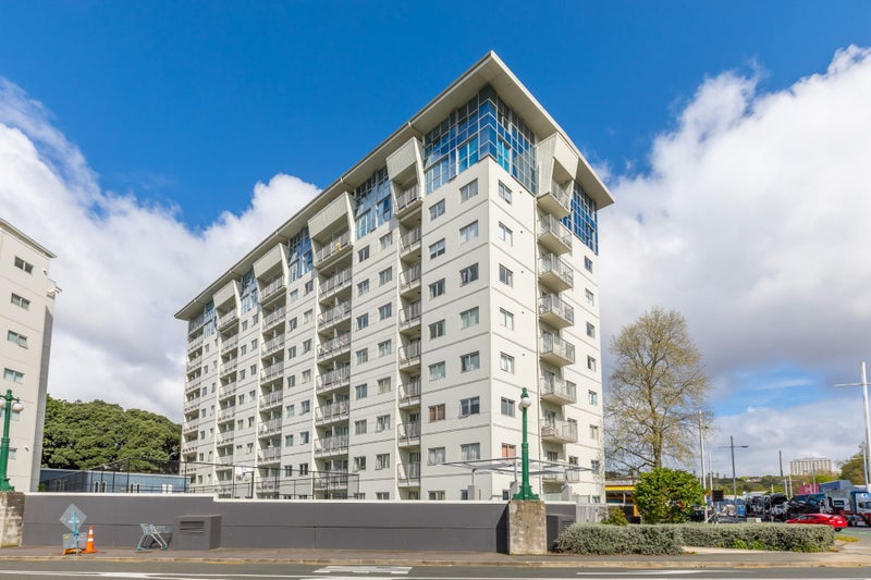 149 Halsey Drive, Lynfield, Auckland - Carousel 1
