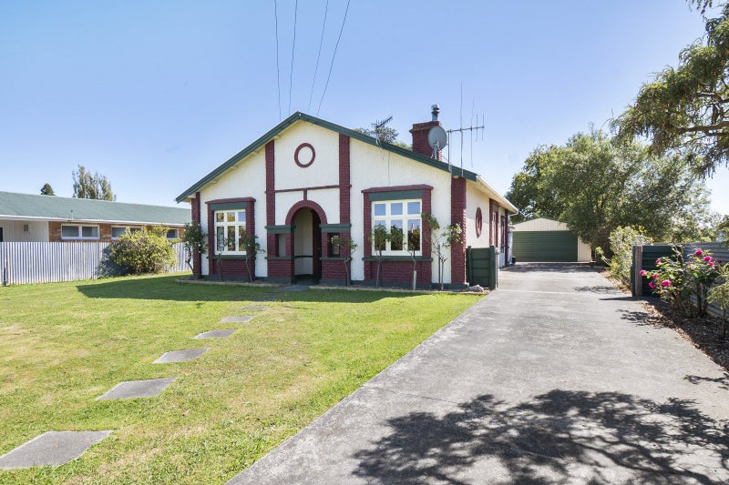 4 Kairanga Bunnythorpe Road, Bunnythorpe, Palmerston North - Carousel 1