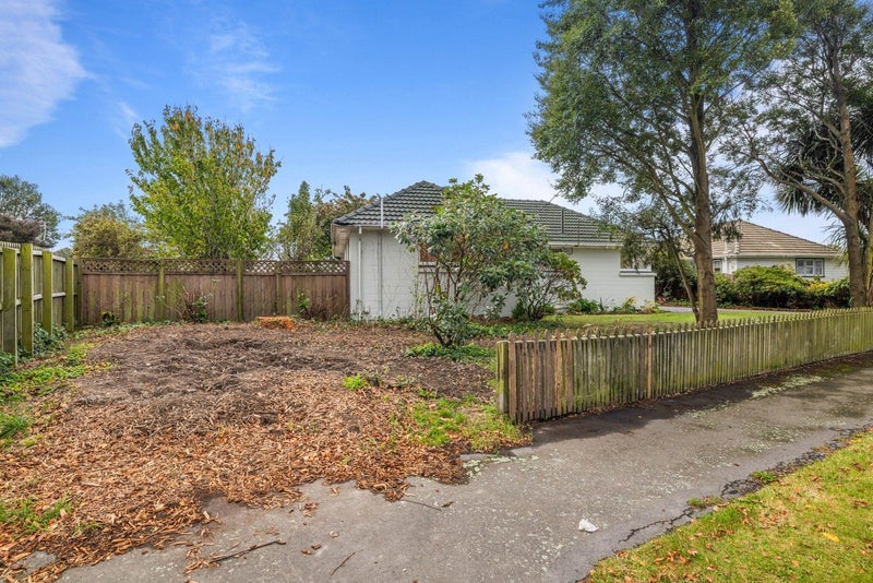 21 Dix Street, Wigram, Christchurch - Carousel 16