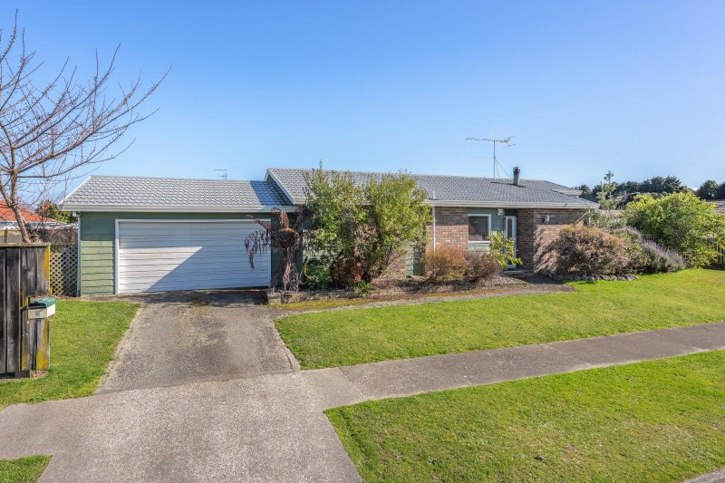 5 Millhaven Place, Otaki - Carousel 1