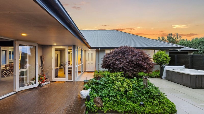 8 Matangi Street, Hei Hei, Christchurch - Carousel 1