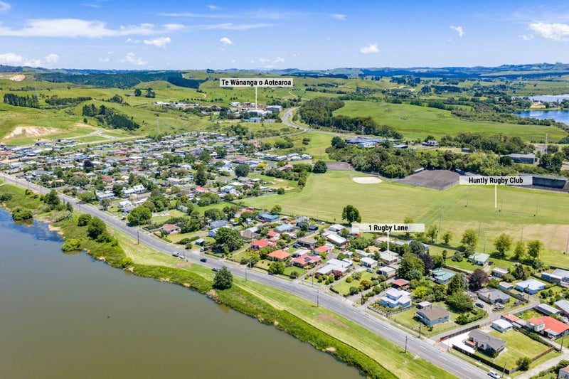 1 Rugby Lane, Huntly, Huntly - Carousel 23