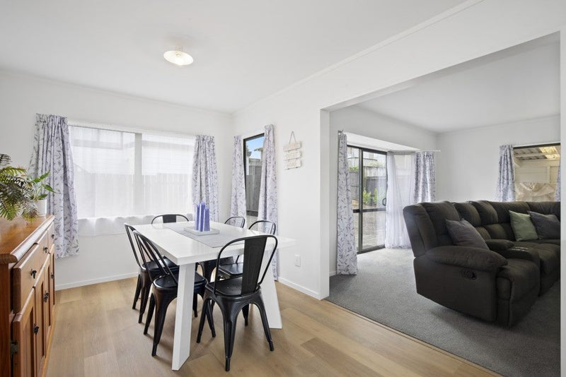 69C Victoria Avenue, Waiuku, Waiuku - Carousel 1