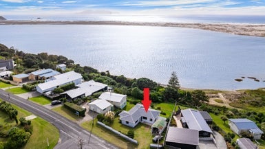 41 Cheviot Street, Mangawhai Heads, Mangawhai - Carousel 1